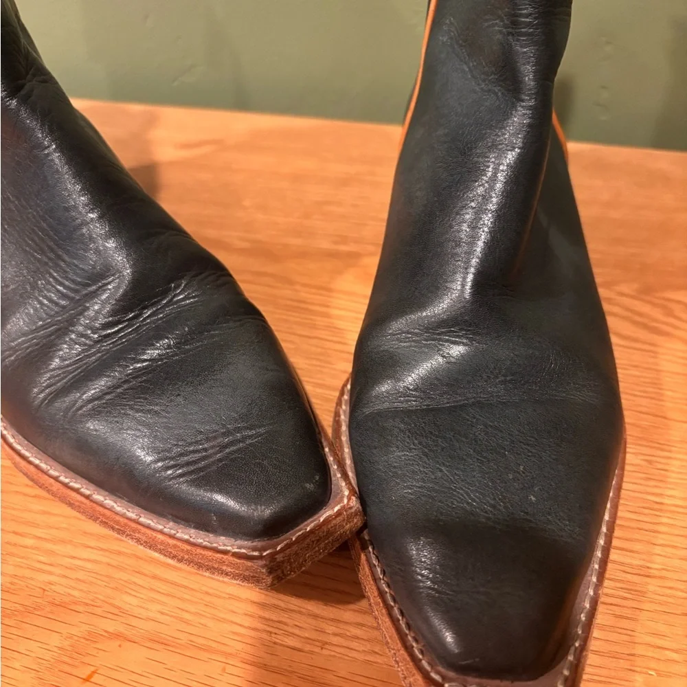 Free People - Wesley ankle boot in washed black. W 9 - Picture 7 of 8